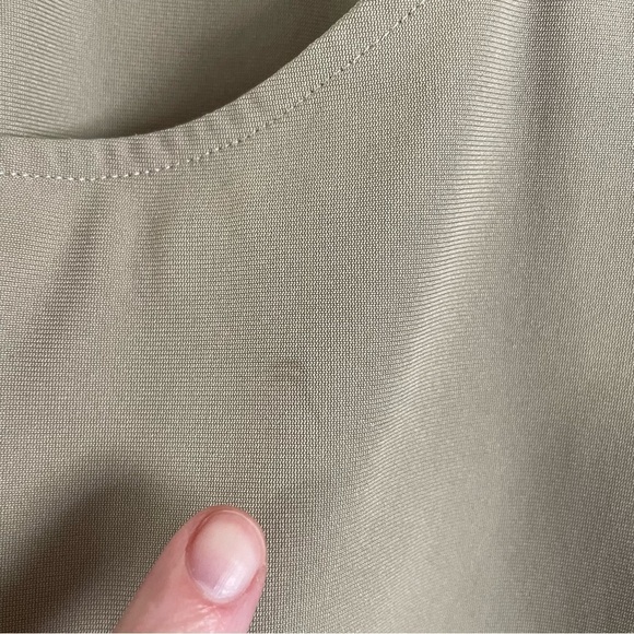 Lululemon ABC Pant Classic Fit Beige Artifact Size 36 x 34 with FLAWS - Picture 10 of 15